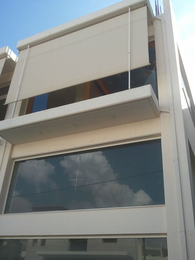 Καθαρισμός υαλοπινάκων Σπάτα