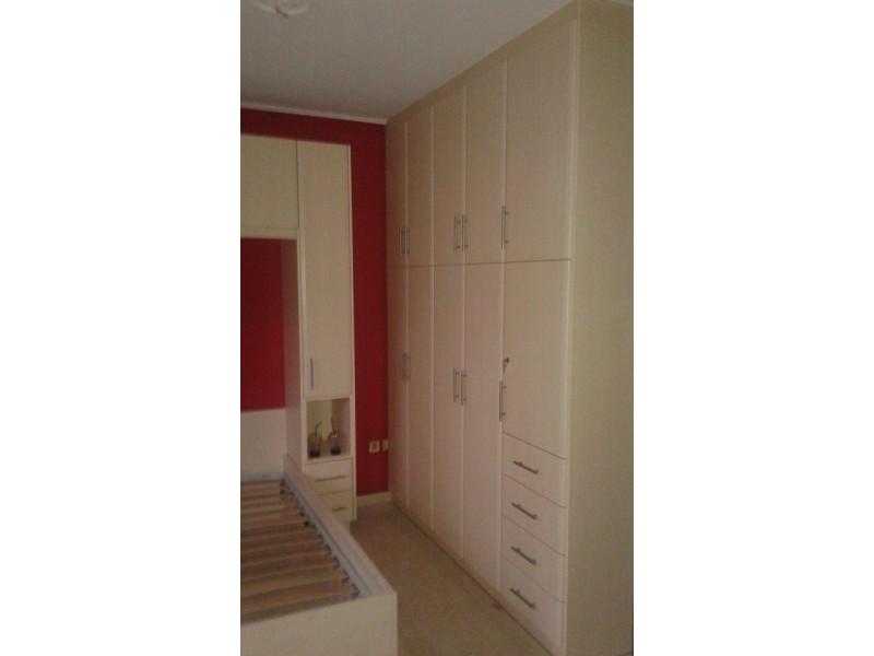 Ντουλάπες ανοιγόμενες Νέο Ηράκλειο