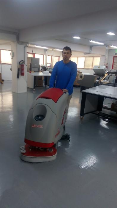 Συνεργείο καθαρισμού Πόρτο Ράφτη