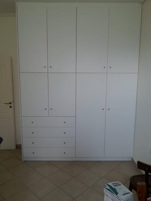 Ανοιγιμενη ντουλαπα Νέο Ηράκλειο