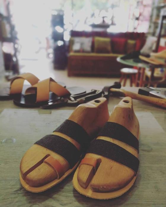 Χειροποίητα σανδάλια Ζωγράφου, Χειροποίητα σανδάλια χονδρική Ζωγράφου, Δερμάτινα σανδάλια Ζωγράφου, Επιδιόρθωση  παπουτσιών Ζωγράφου