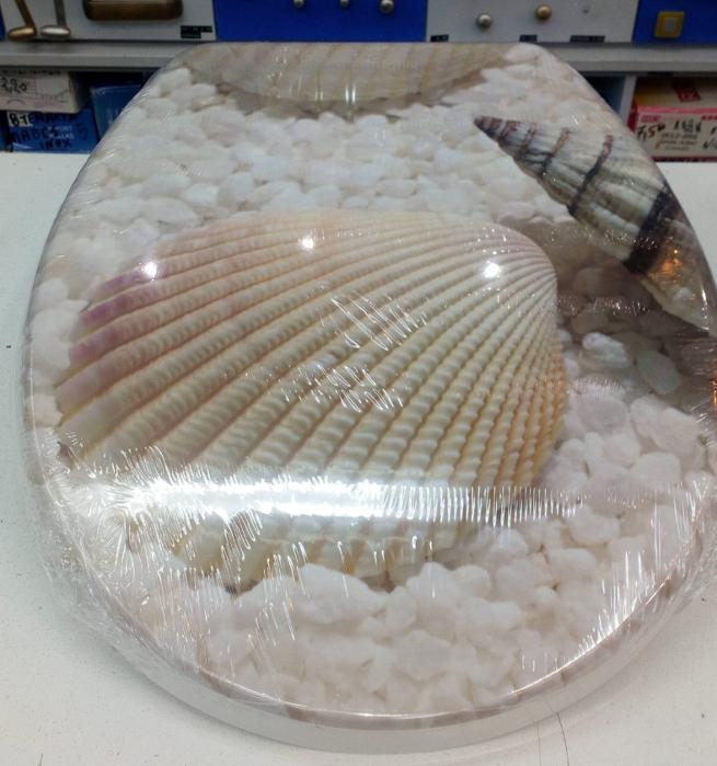 Καλύμματα λεκάνης σε διάφορα σχέδια