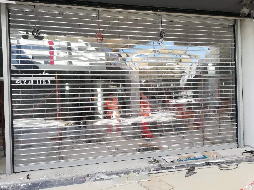 Ρολα διατρητα από γαλβανιζέ λαμαρίνα  Μενούνος Α & Σ Ρολά - Γκαραζόπορτες ΠΕΡΙΣΤΕΡΙ