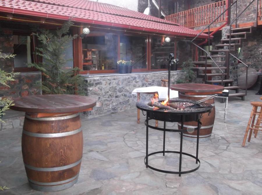 Δεξίωση γάμου κέντρο Θεσσαλονίκης, Τραπέζι βάπτισης κέντρο Θεσσαλονίκης