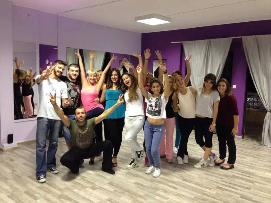 Μαθήματα latin Άλιμος, Σχολή χορού Άλιμος, Μαθήματα tango Άλιμος, Παραδοσιακοί χοροί Άλιμος