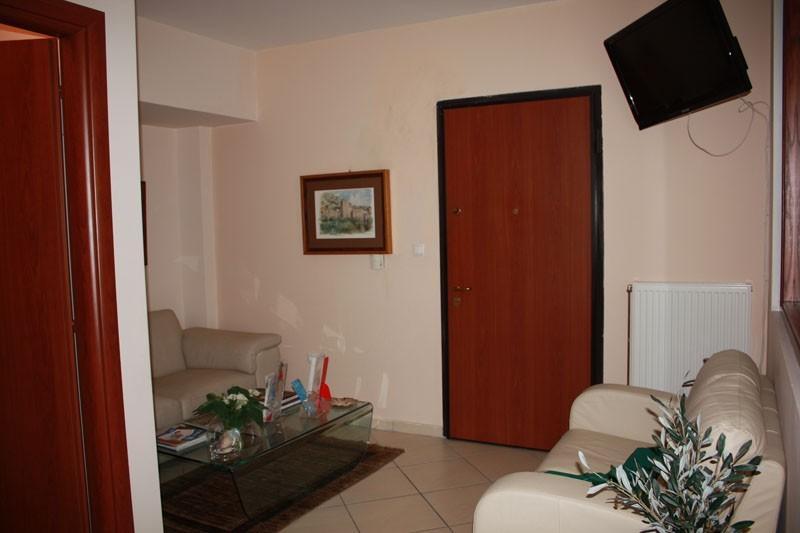 Οδοντίατρος Νότια Προάστια, Χειρουργός οδοντίατρος Καλλιθέα, Αισθητική οδοντιατρική, Χειρουργοί οδοντίατροι Νότια προάστια