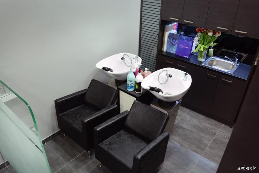 ΚΟΜΜΩΤΗΡΙΑ ΒΥΡΩΝΑ