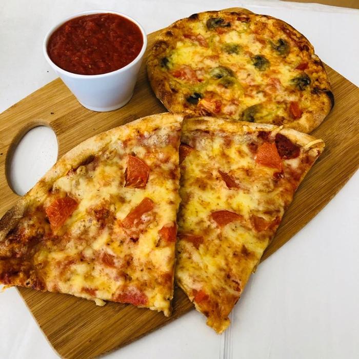 Πίτσα μαργαρίτα