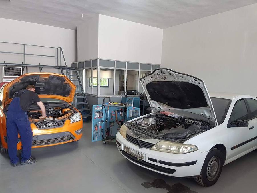 Εξειδικευμένο συνεργείο HONDA MITSUBISHI VOLVO Λάρισα, Συνεργείο HONDA MITSUBISHI VOLVO Λάρισα: AUTOTEC