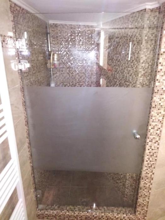 Γυάλινες ντουζιέρες Δυτική Αττική, Γυάλινες καμπίνες μπάνιου Δυτική Αττική, Τζάμια κρύσταλλα Περιστέρι