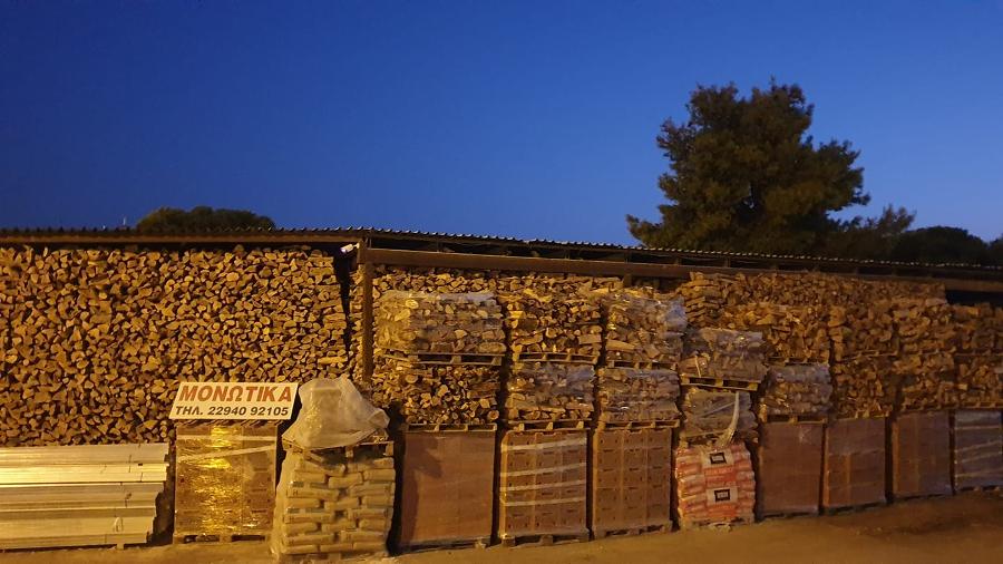 Καυσόξυλα Νέα Μάκρη, Ξύλα για τζάκι Νέα Μάκρη