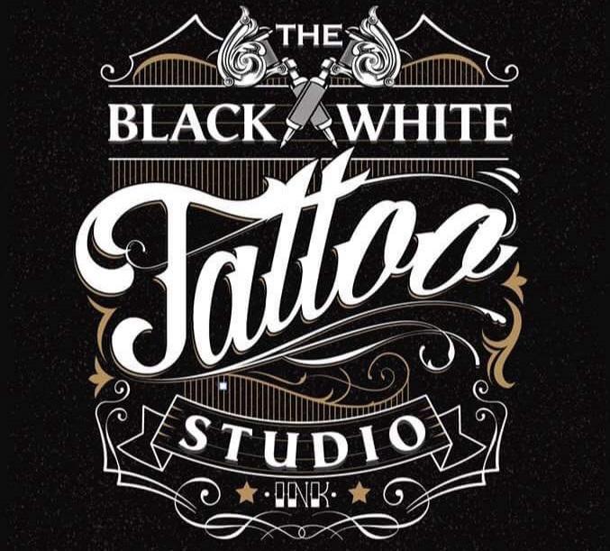 Black & White Studio