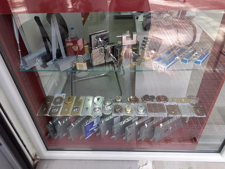 Κλειδαράς στον Άλιμο, κλειδαράδες Άλιμος, τοποθέτηση κλειδαριών ασφαλείας Άλιμος, κλειδαράς Άλιμος, κλειδαράς Νότια Προάστια