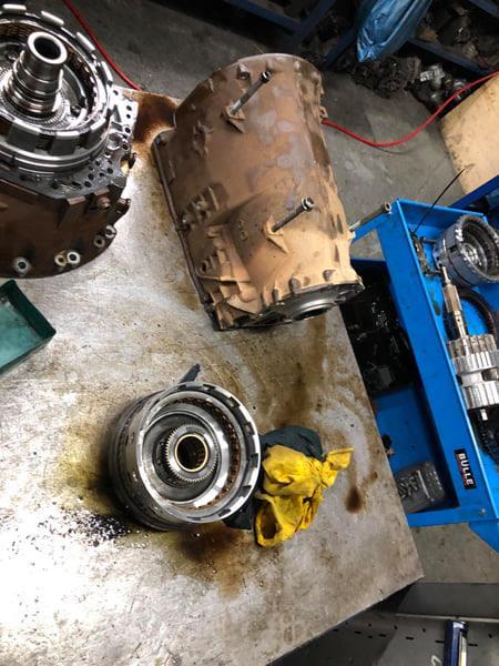 Service φορτηγών - Λεωφορείων - Βαρέων Οχημάτων