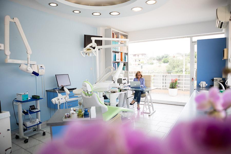 lefkansi dontion porto rafti, markopoulo, λεύκανση δοντιών Πόρτο Ράφτη, Μαρκόπουλο, Αισθητική Οδοντιατρική Πόρτο Ράφτη, Μαρκόπουλο