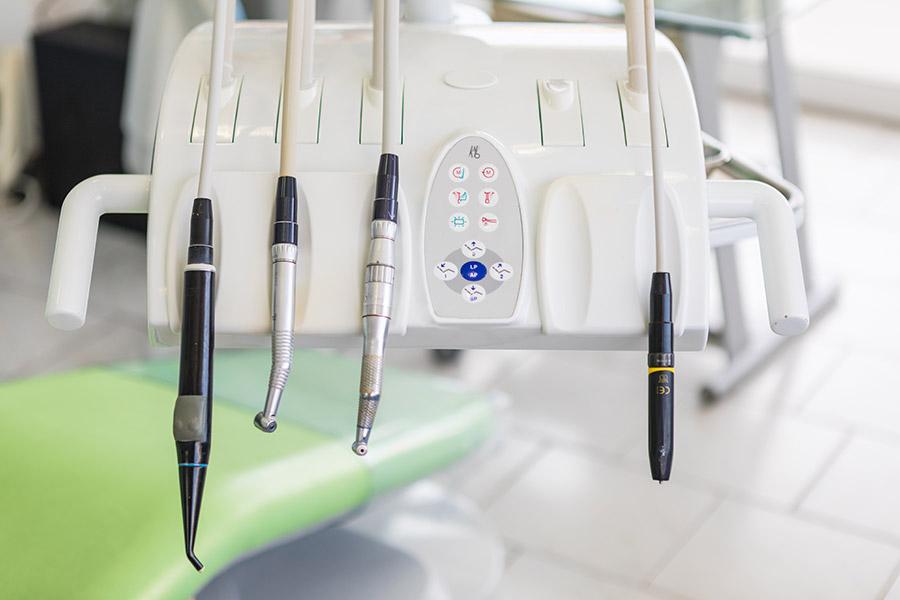 emfitevmata keratea, kalivia, εμφυτεύματα Κερατέα, Καλύβια, Κουβαράς, Θεραπεία ουλίτιδας Πόρτο Ράφτη, Μαρκόπουλο