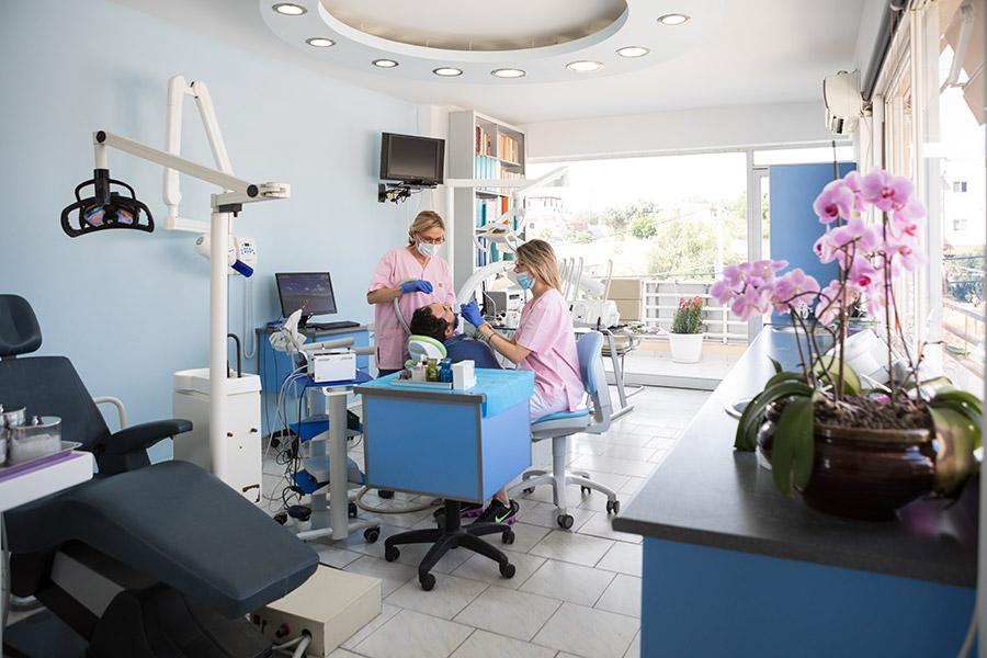 οδοντίατροι Πόρτο Ράφτη, οδοντίατροι Μαρκόπουλο