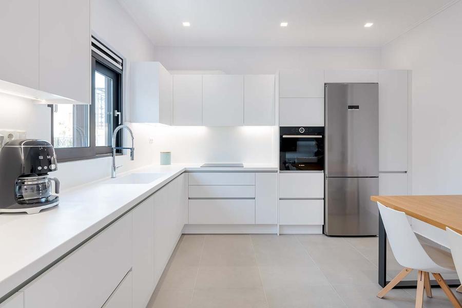 LYMPEROPOYLOS, Έπιπλα κουζίνας Κερατσίνι, Πέραμα, Ντουλάπες, Πόρτες  Ηλεκτρικές Συσκευές Smeg στο Κερατσίνι