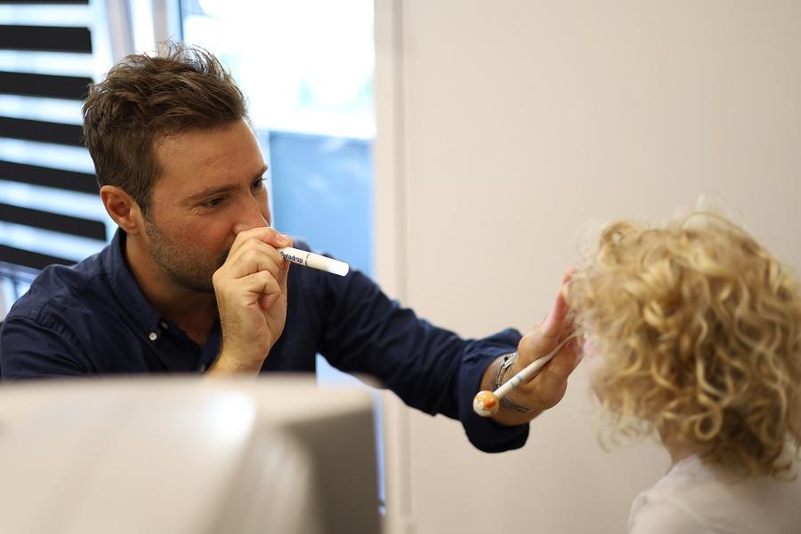 ΧΕΙΡΟΥΡΓΕΙΟ LASER ΜΥΩΠΙΑΣ, ΧΕΙΡΟΥΡΓΕΙΟ ΚΑΤΑΡΡΑΚΤΗ ΒΕΡΟΙΑ: ΝΑΣΙΚΑΣ ΒΑΣΙΛΕΙΟΣ