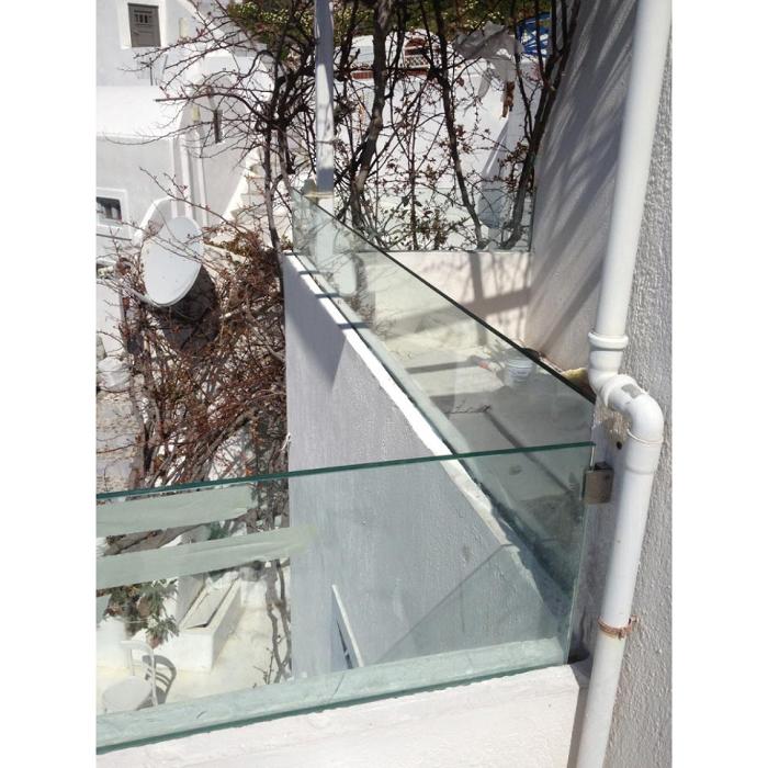 Γυάλινες καμπίνες μπάνιου Λυκόβρυση, διπλά ενεργειακά τζάμια Πεύκη, καθρέπτες, κρύσταλλα, γυάλινες ειδικές κατασκευές, τοποθετήσεις τζαμιών, επιδιόρθωση τζαμιών, γυάλινα κάγκελα