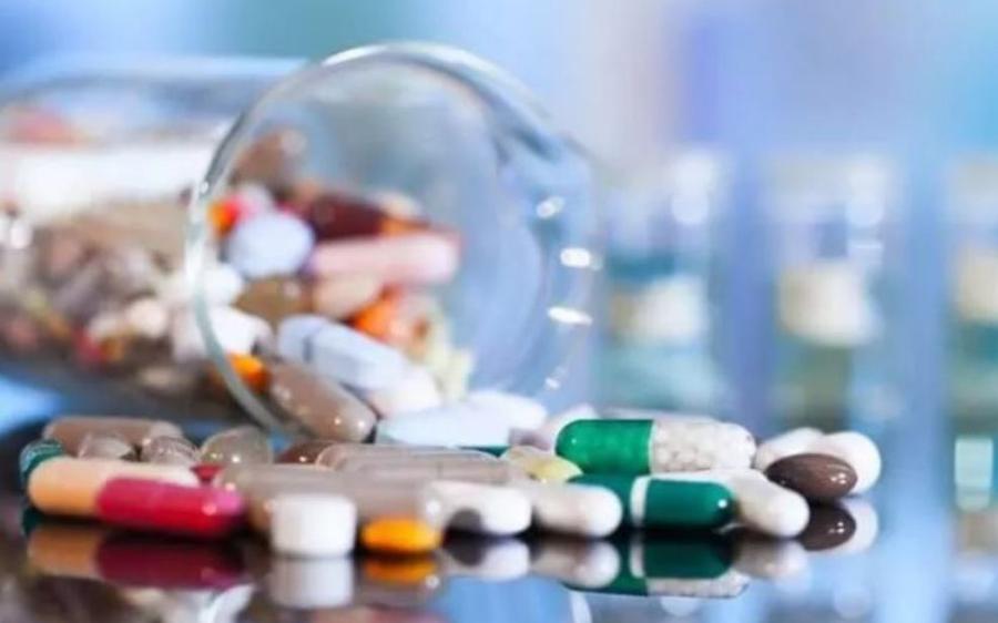 Ο Ειδικός Αλλεργιολόγος Σιφναίος Εμμανουήλ αναλαμβάνει θεραπείες για αλλεργική ρινίτιδα, αλλεργικό άσθμα, επιπεφυκίτιδα, αλλεργικά τεστ, τροφική αλλεργία, αλλεργία σε έντομα, αναφυλαξία σε τροφές κ.α. εξυπηρετώντας Καλαμάτα και γύρω περιοχές.