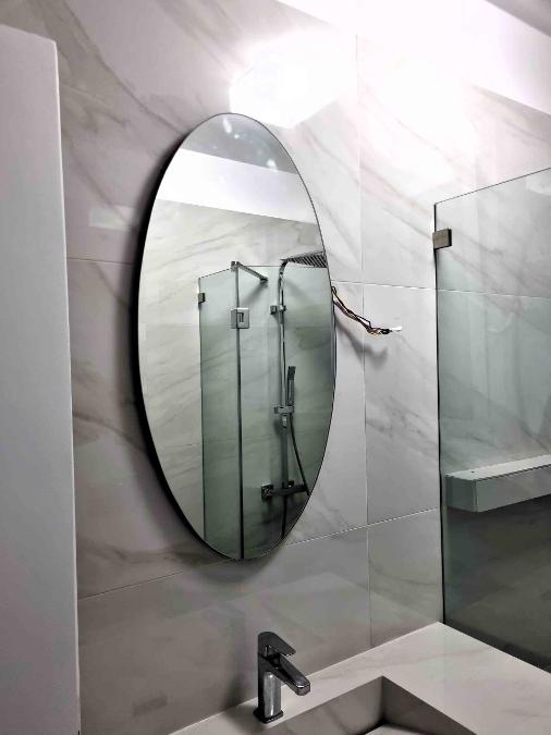 Πατρινός Χαράλαμπος, Τζάμια Παλαιό Φάληρο, Κρύσταλλα, Γυάλινα Μπαλκόνια  Καμπίνες Μπάνιου, Καθρέπτες, Ντουζιέρες, Ενεργειακά Κρύσταλλα Αλεξίσφαιρα Τζάμια Παλαιό Φάληρο