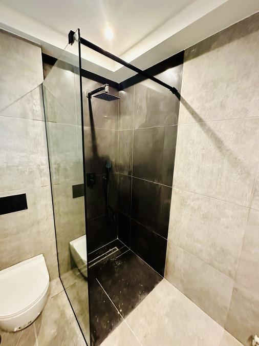 Το κατάστημα με τα τζάμια, κρύσταλλα Πατρινός Χαράλαμπος εξυπηρετεί και τις περιοχές: Παλαιό Φάληρο Νέα Σμύρνη κ.α.