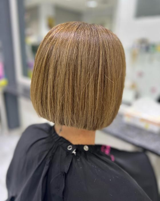 ΚΟΜΜΩΤΗΡΙΑ ΠΑΓΚΡΑΤΙ:  Κομμωτήριο ΤΙΝΑ, εξυπηρετεί Παγκράτι