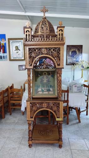 Ξυλόγλυπτο προσκυνητάρι περιφοράς.