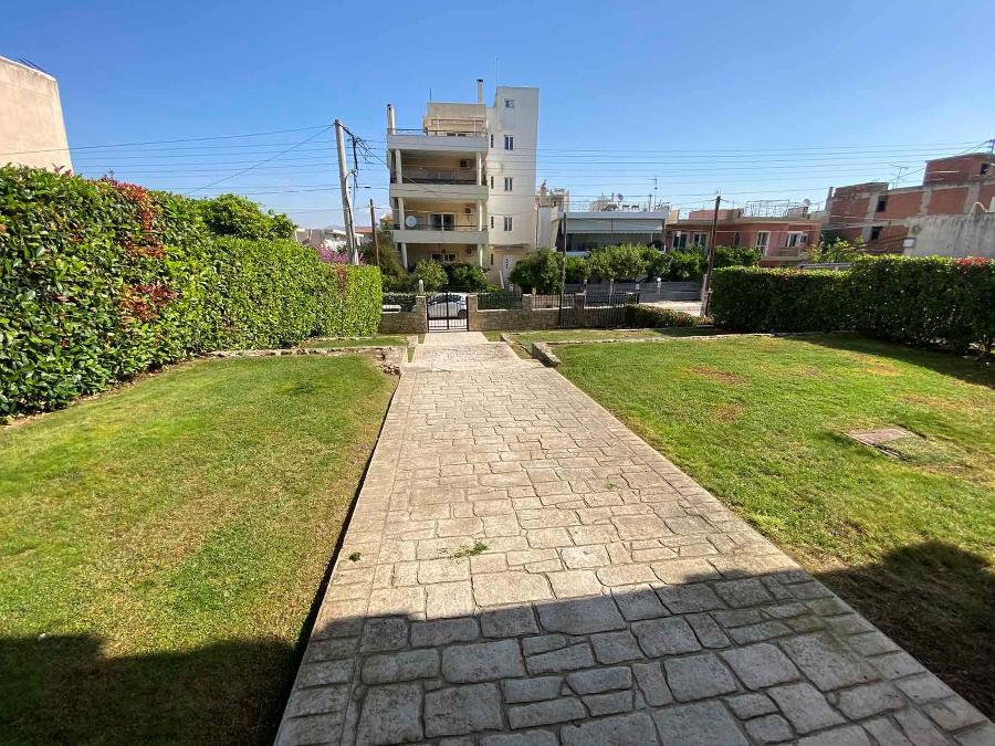 ΚΑΤΑΣΚΕΥΕΣ ΚΗΠΩΝ ΠΕΝΤΕΛΗ, ΣΥΝΤΗΡΗΣΕΙΣ ΚΗΠΩΝ ΠΑΛΛΗΝΗ:  Edward, Κατασκευή κήπου Παιανία, Συντήρηση κήπου