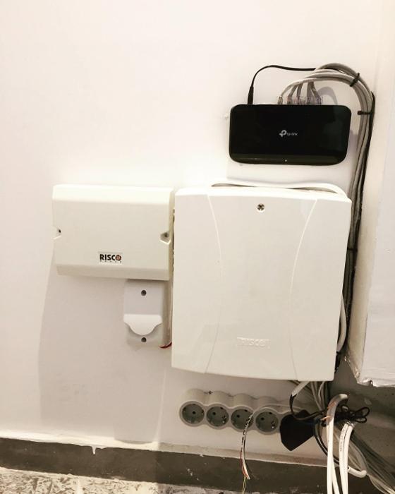 Συναγερμοί Χολαργός, Security, CCTV, Πυρανίχνευση, Θυροτηλεόραση, Έλεγχος Πρόσβασης, Δίκτυα Αυτοματισμοί, Έξυπνο Σπίτι, Τηλεφωνικά Κέντρα Παπάγου